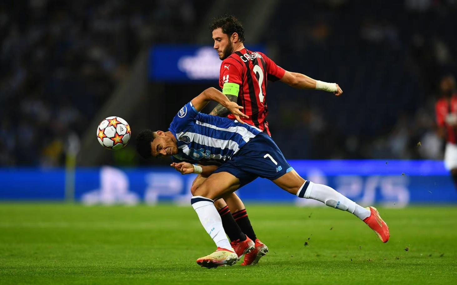 爱游戏官网太狠了！波尔图冲刺阶段队长鼓劲风云突变斯图加特今晚防线松动，AC米兰赛后战术微调的简单介绍